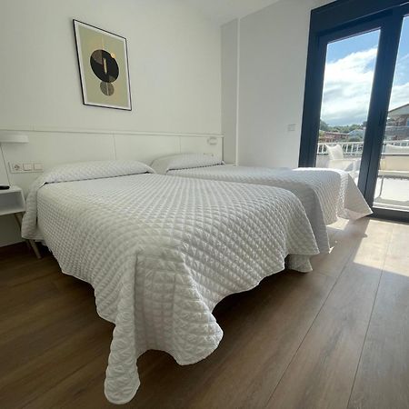 Hostal Montevideo Beachfront Nigran Bagian luar foto