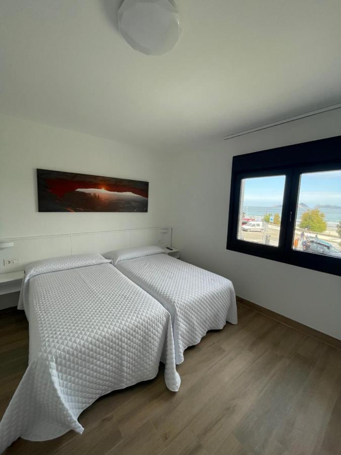 Hostal Montevideo Beachfront Nigran Bagian luar foto