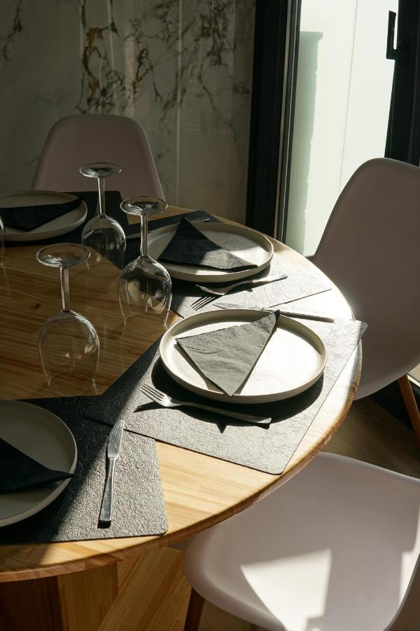 Hostal Montevideo Beachfront Nigran Bagian luar foto