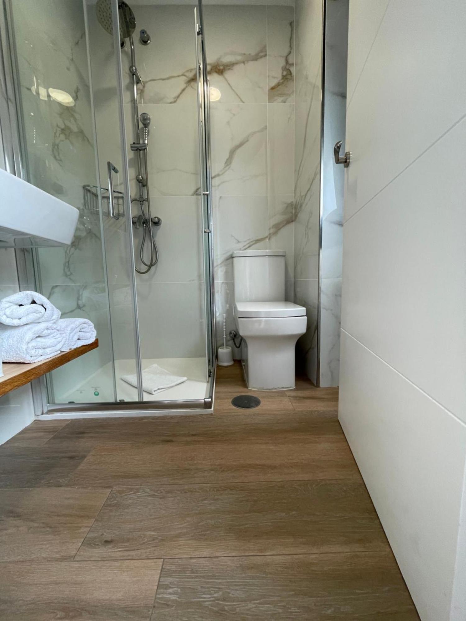 Hostal Montevideo Beachfront Nigran Bagian luar foto